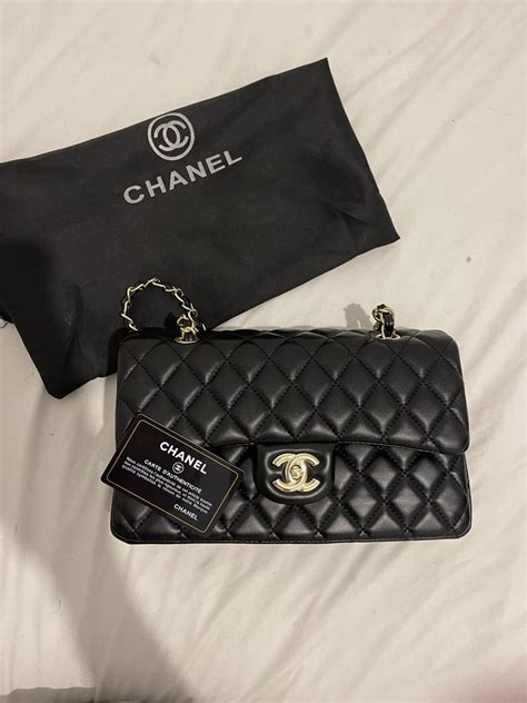 chanel classica preta